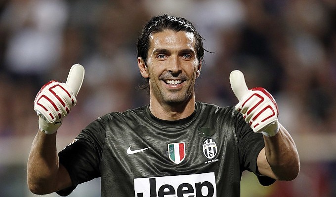 Gigi Buffon morto in un incidente stradale? Ci risiamo, la solita bufala...