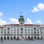 A quale città appartiene il prefisso 040 e quali sono i numeri da evitare?